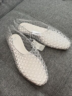 NEW GAP Transparent Mesh Slip-On Flats - Clear. SIZE 7